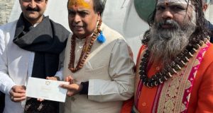 Mukesh Ambani visits badrinath