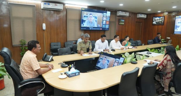 CS Reviews Chardham Yatra Preparations