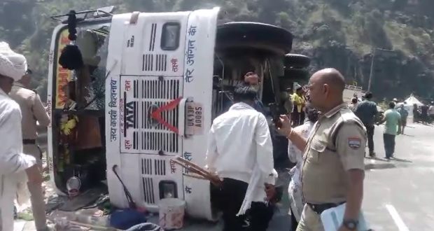 bus accident in Dharasu