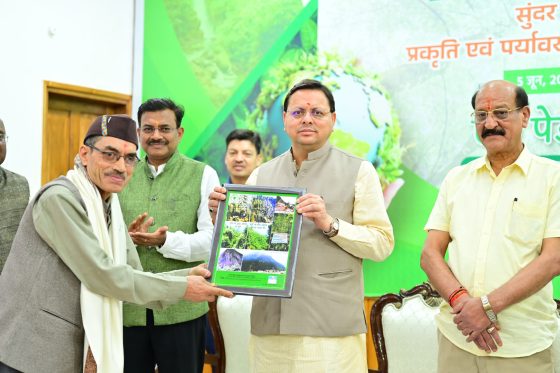 CM Pushkar Singh Dhami, Minister Subodh Uniyal and CS Anand Bardhan