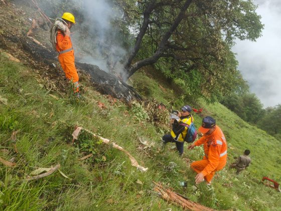 Chopper crashes on way to Kedarnath
