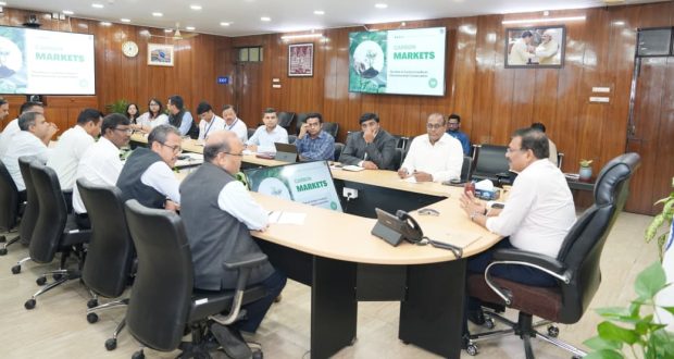CS Anand Bardhan Convened meeting on carbon credit